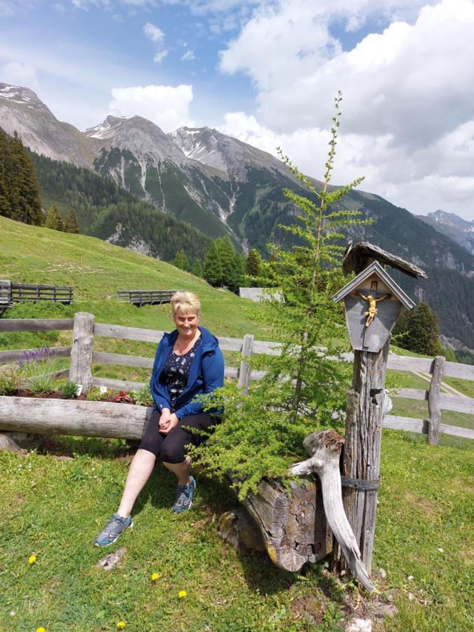Apart Waldesruh Arzl im Pitztal Esterno foto